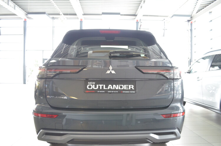 Outlander 2.5 CVT Ultimate