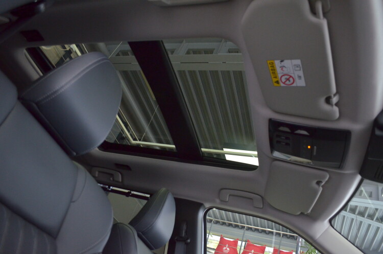 Outlander 2.5 CVT Ultimate