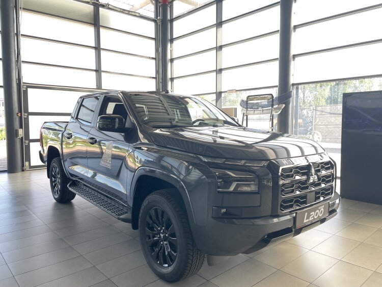 L200 2.4 TD AT Intense
