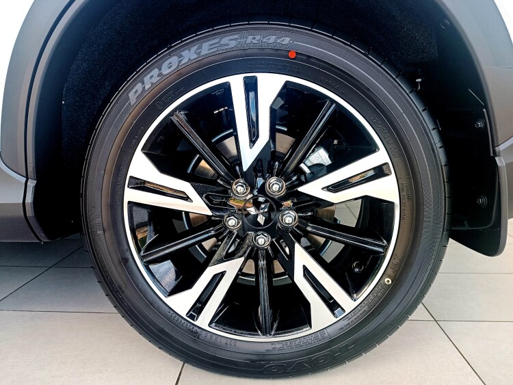 Mitsubishi Eclipse Cross 1.5 CVT 4WD Invite