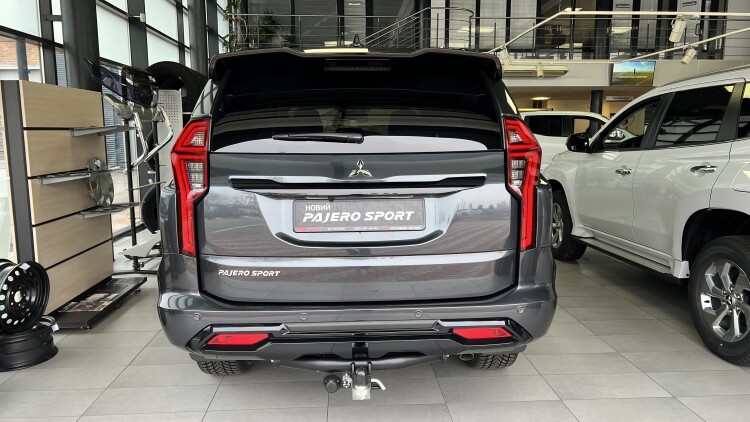 Mitsubishi Pajero Sport 3.0 P AT 4WD Ultimate SAM