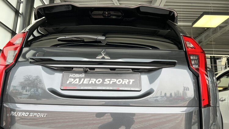 Mitsubishi Pajero Sport 3.0 P AT 4WD Ultimate SAM