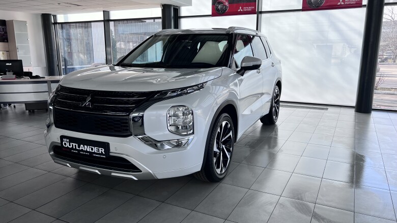 Outlander 2.5 CVT Ultimate